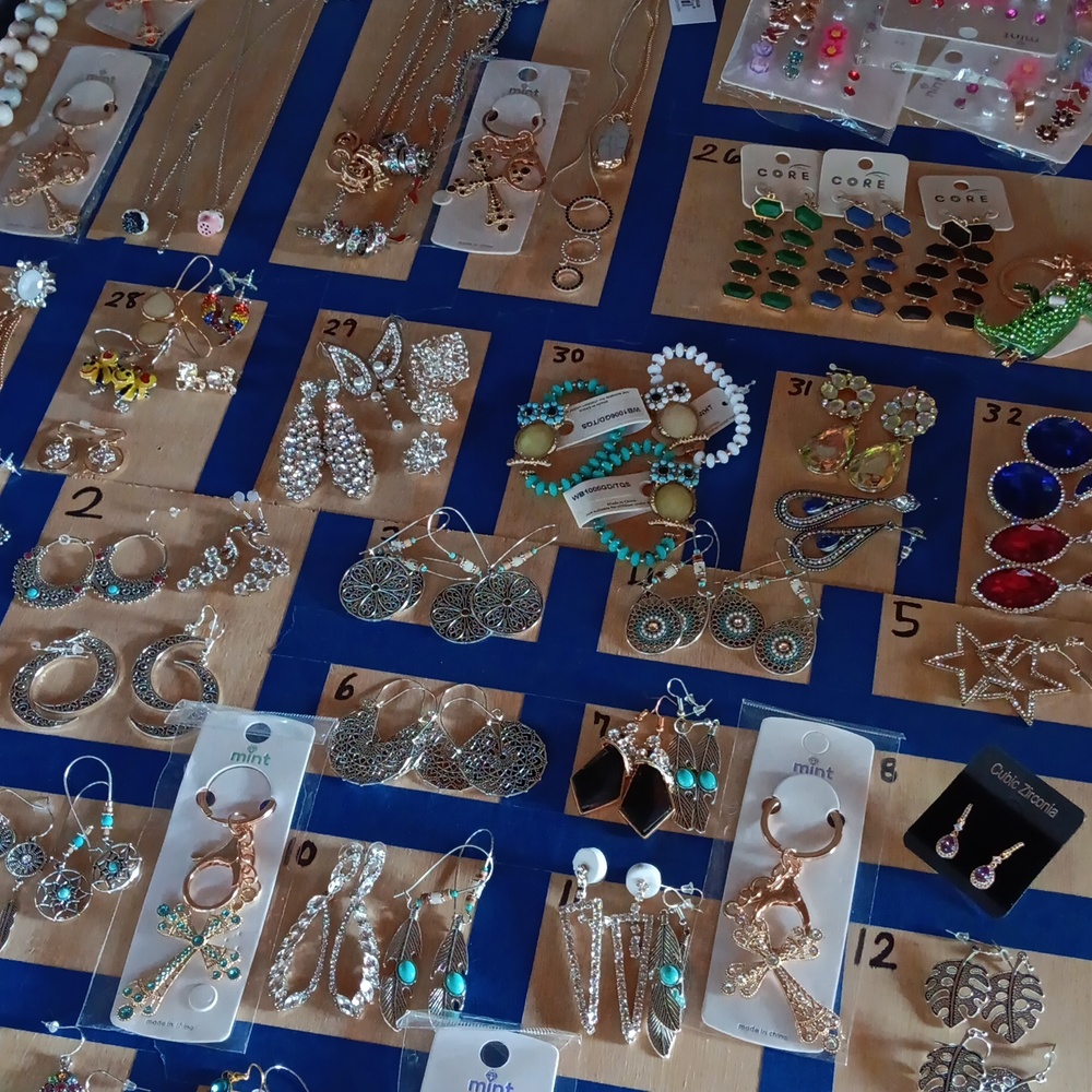 20 Mystery Pulls, Jewelry, All New!